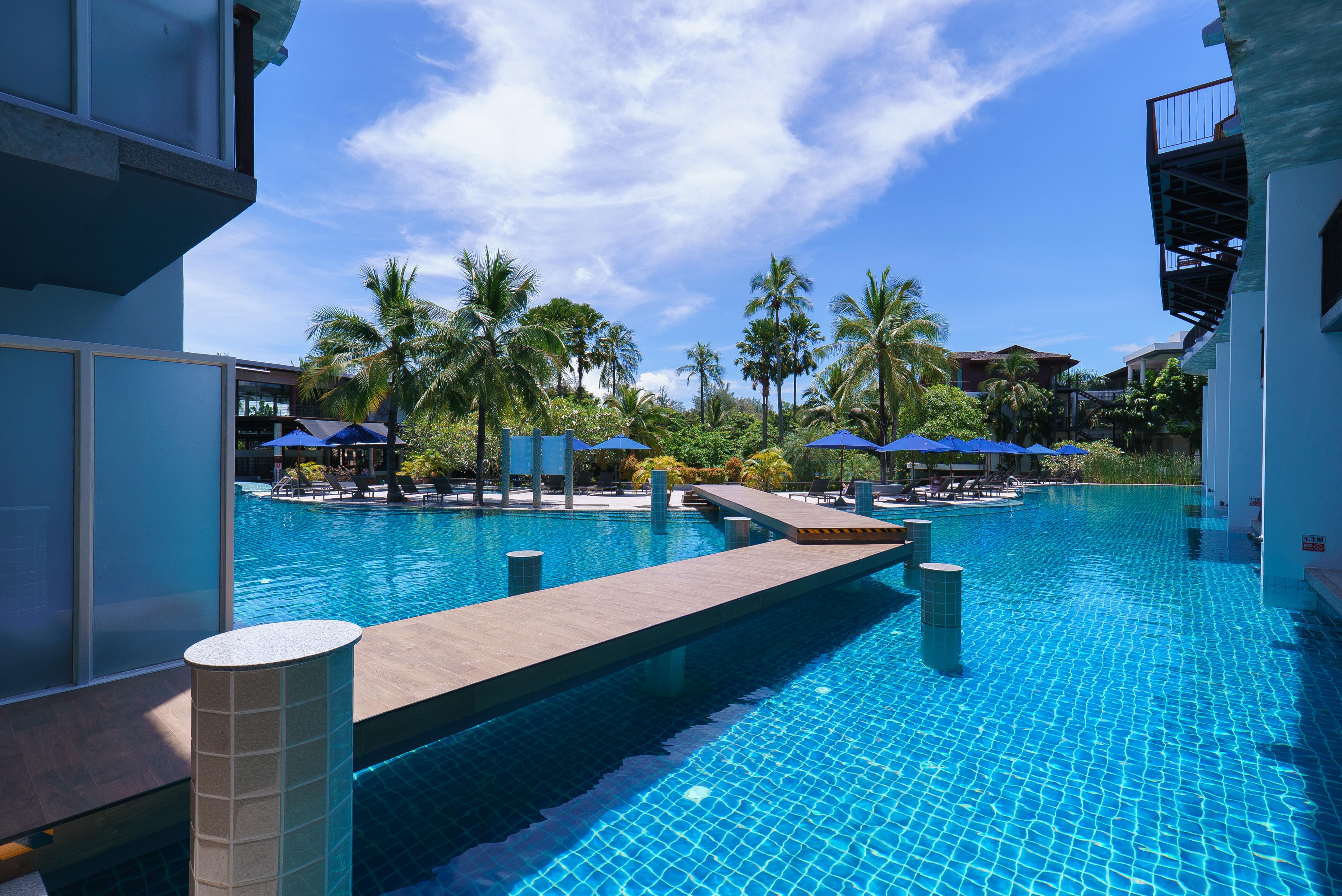 Holiday Ao Nang Beach Resort, Krabi - Sha Extra Plus Eksteriør billede